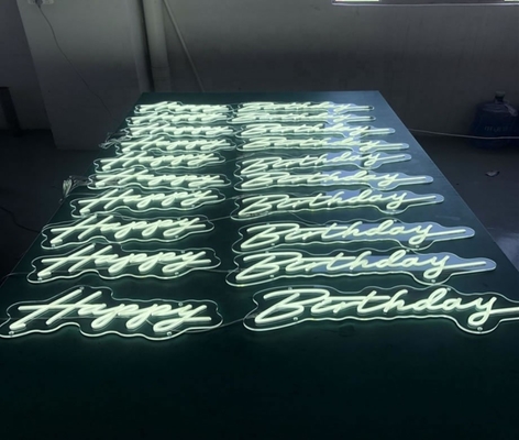 12V オーダーメイド 防水 RGB 柔軟性 シリコン LED ニーオンサイン 休日店用