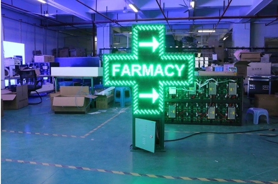 魅力的なフルカラー 3D LED 薬局クロスディスプレイ 長寿命と高解像度
