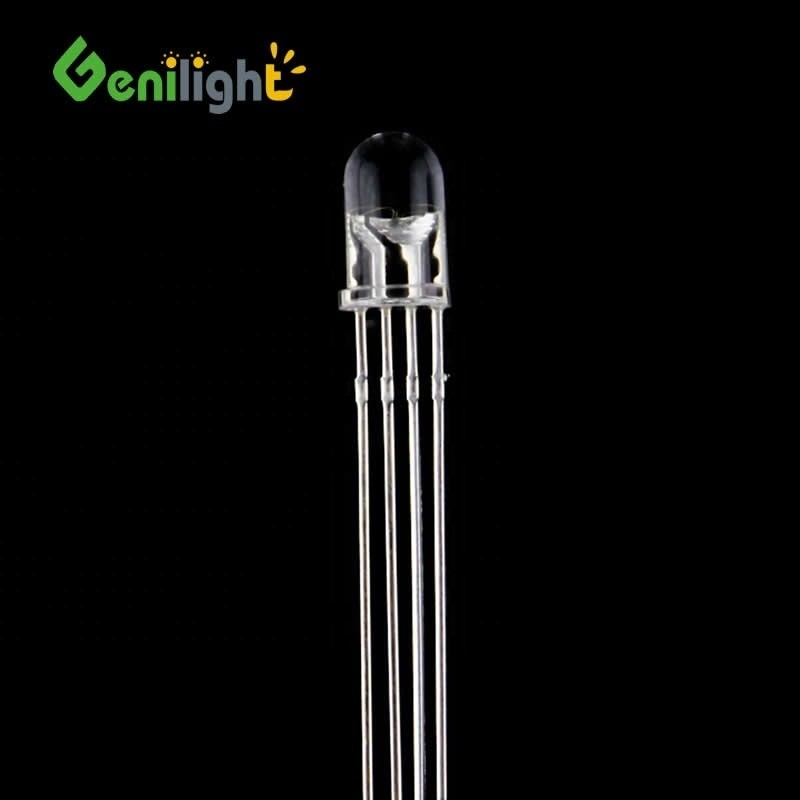 透明な3mm/5mm/8mm/10mm LEDダイオードと超明るい4ピン丸いトップエミッター